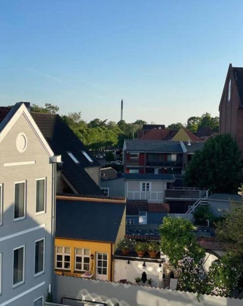 Central Lejlighed I Odense C Apartment ภายนอก รูปภาพ